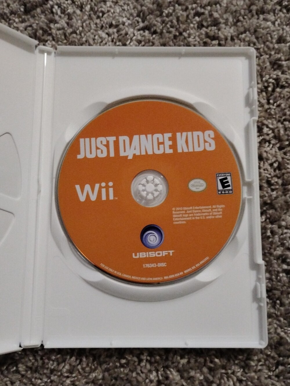 Just Dance Kids (Nintendo Wii, 2010) - Game - Picture 2 of 3